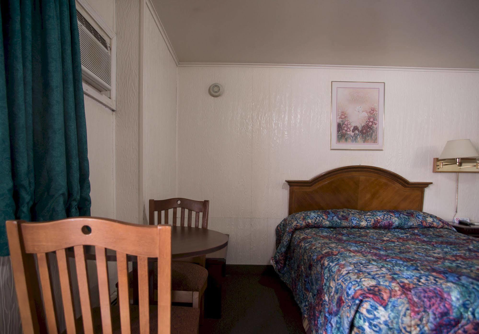 Rosemount Motel Bedford Buitenkant foto